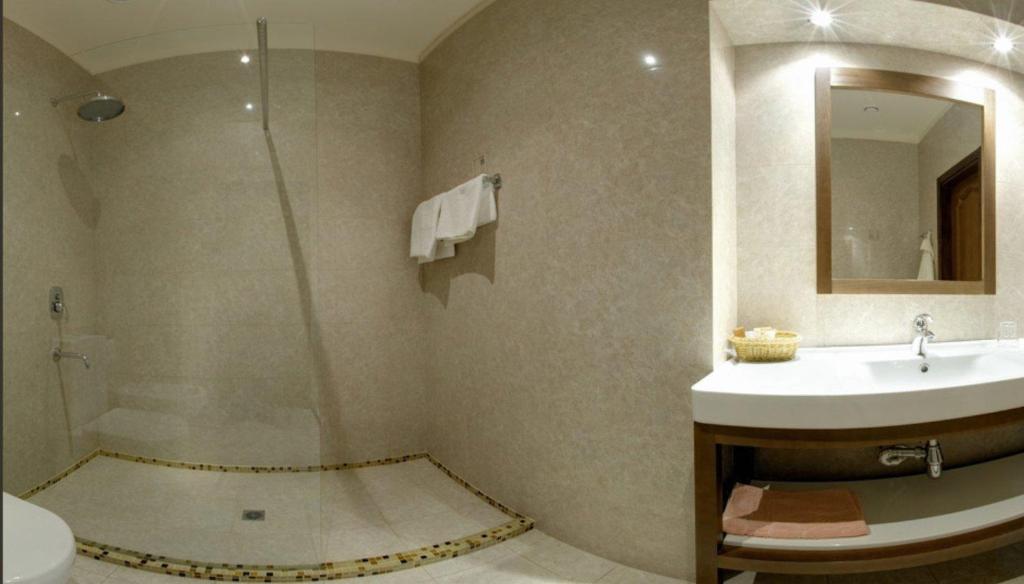 Four Rooms Mini-Hotel 哈尔科夫 客房 照片